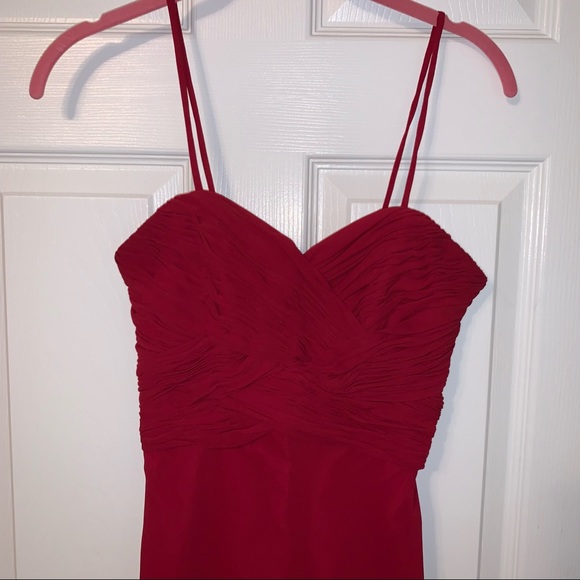 Strapless sweetheart neckline red gown - Picture 2 of 7